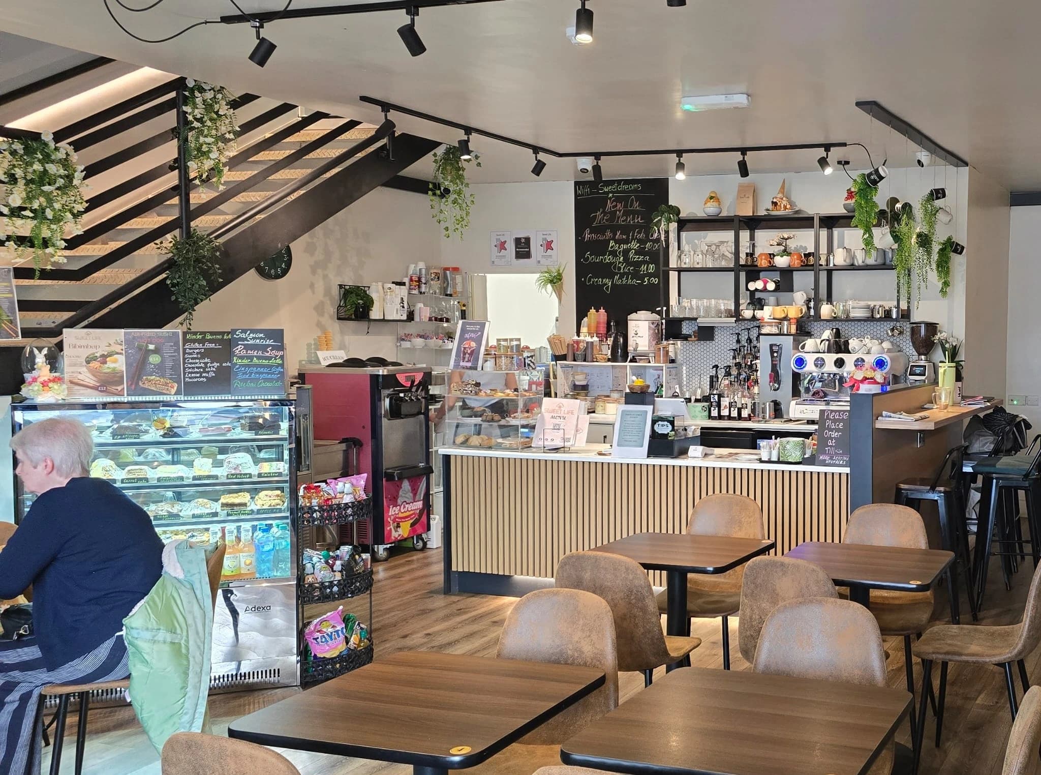 Sweet Life Cafe Interior